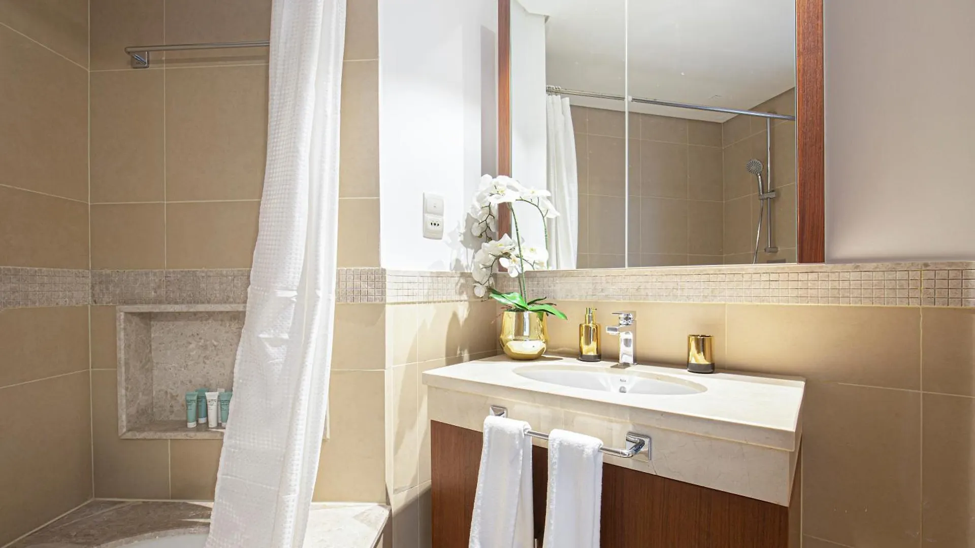 Magnificent Luxurious 2 Bedroom With City Skyline & Sea View Dubai 0*,