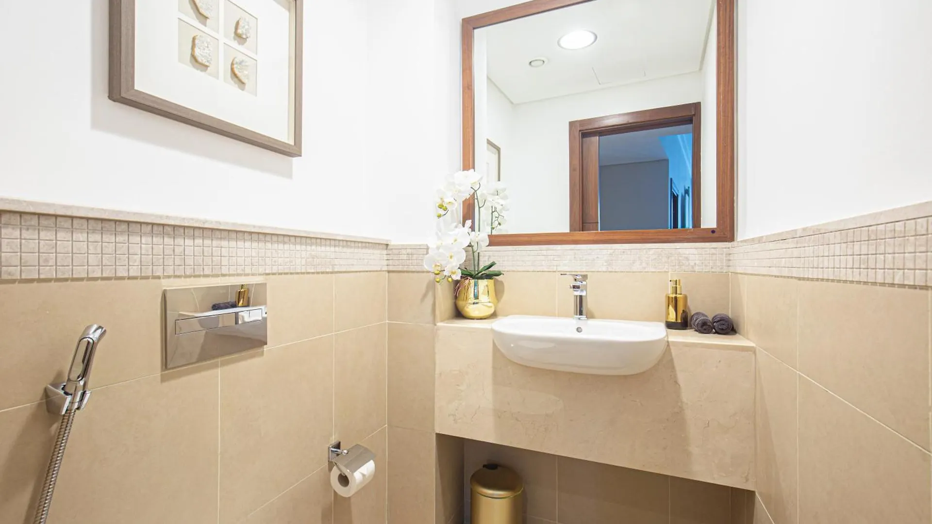 Apartment Magnificent Luxurious 2 Bedroom With City Skyline & Sea View Dubai
