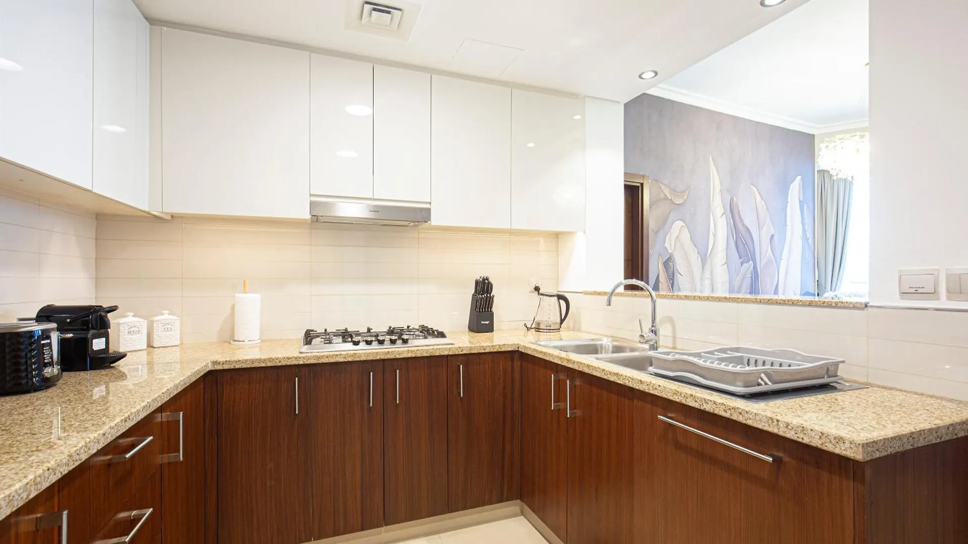 Magnificent Luxurious 2 Bedroom With City Skyline & Sea View Dubai